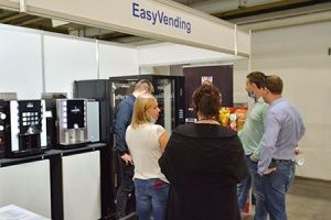 15 причин купить кофейный автомат и ингредиенты для вендинга у компании Easy Vending. компания  «EasyVending» - лидер вендинга